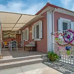 Dora\'S Tsilivi Beach House A By \